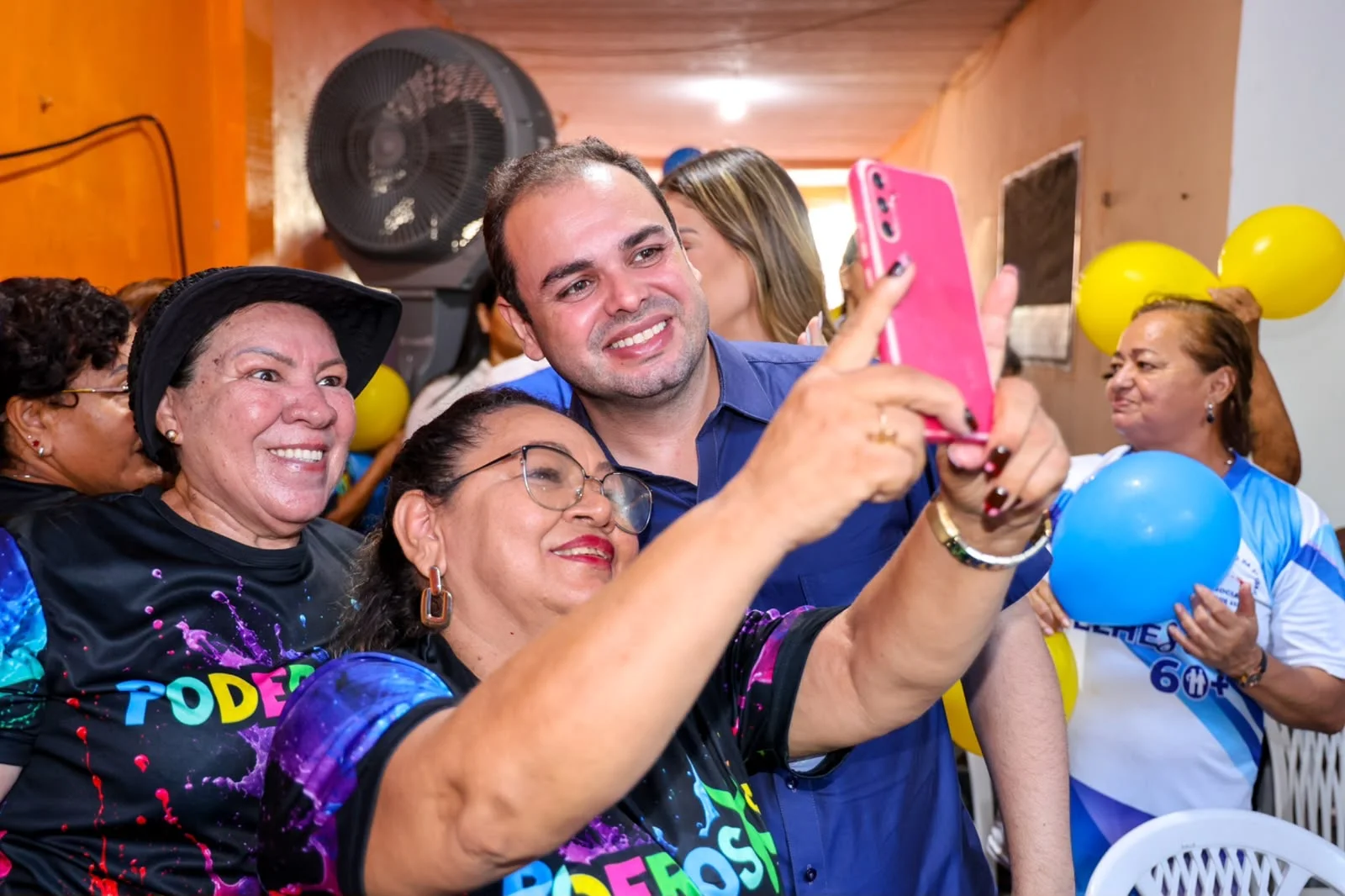 Roberto Cidade participou de encontro com idosos na zona Norte de Manaus e apresentou proposta para atendimento exclusivo à população da terceira idade.