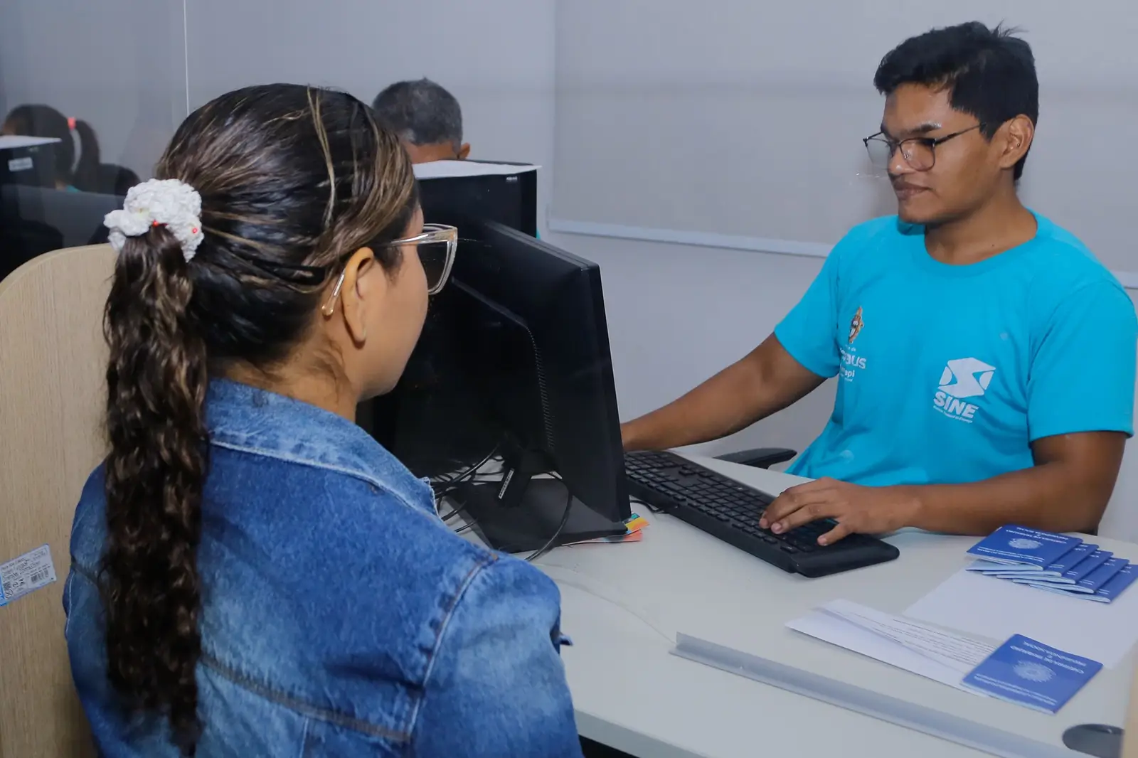 O Sine Manaus oferta 666 vagas de emprego nesta segunda-feira (13). Confira os postos de atendimento, documentos necessários e como se candidatar.