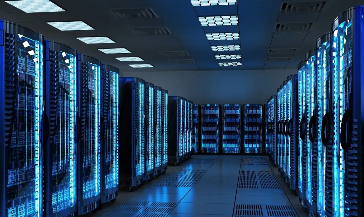 Instalação de data centers no Brasil exige regras claras, sustentabilidade e transparência, alertam pesquisadores na SBPC.
