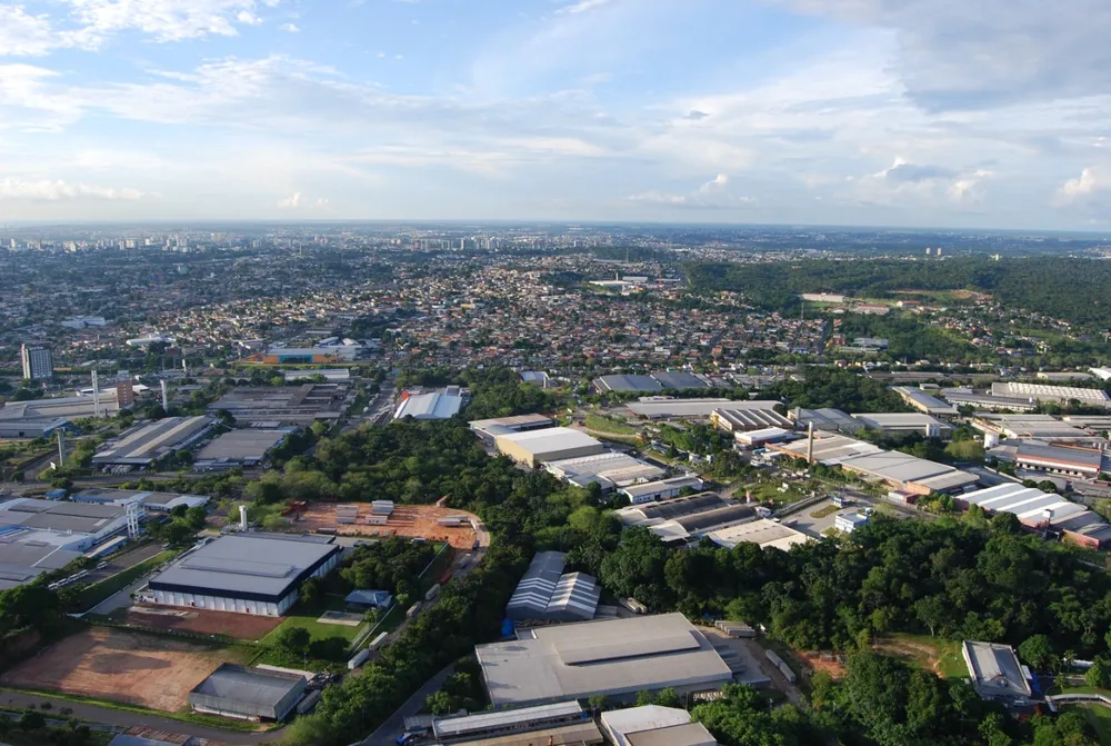 Incentivos fiscais do Governo do AM preveem créditos de ICMS de 55% a 100% para indústrias instaladas no Polo Industrial de Manaus.