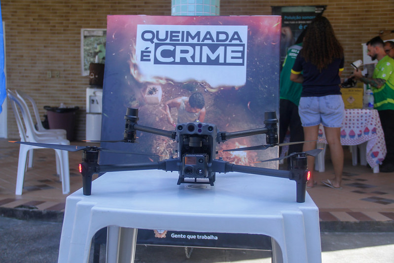 Manaus intensifica fiscalização contra queimadas com drones e blitze educativas para preservar a qualidade do ar durante o período de estiagem.