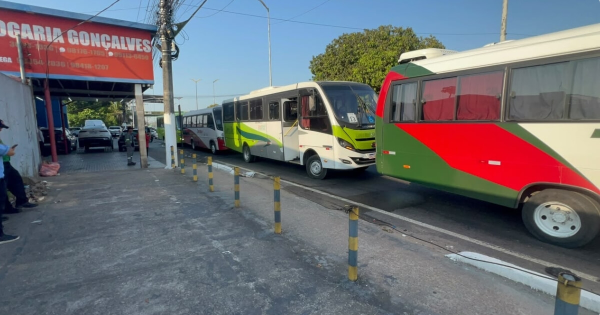 Greve de rotas provoca congestionamentos em Manaus, afeta avenidas de grande fluxo e aumenta o tempo de deslocamento nesta quinta-feira (20).