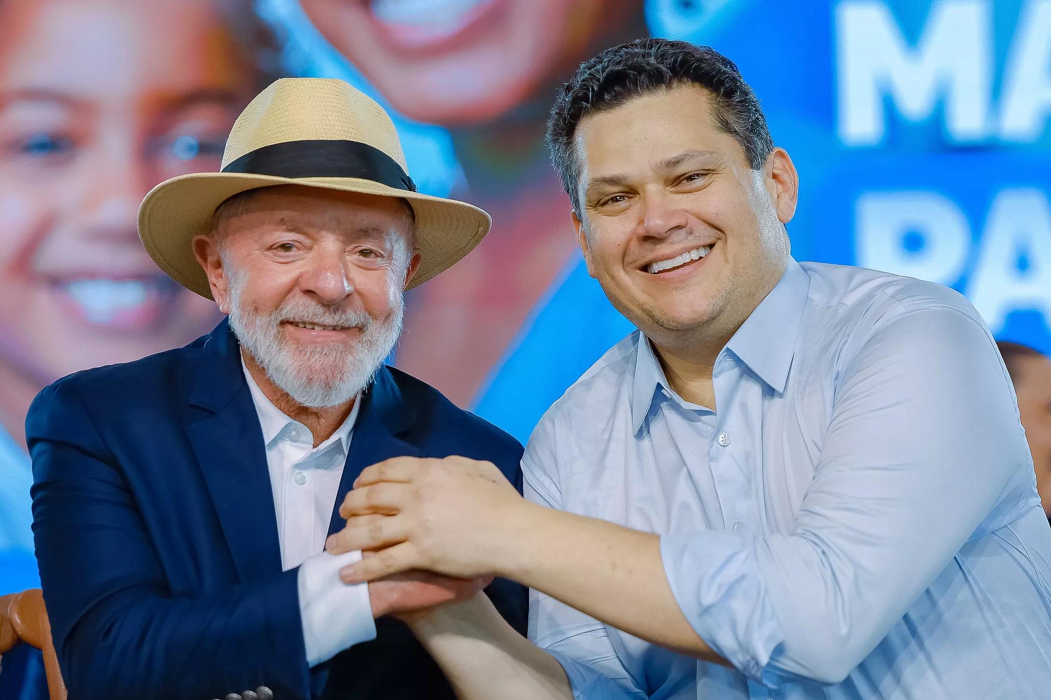 Lula e Alcolumbre retomam diálogo após reuniões em Brasília. Governo e Senado discutem projetos prioritários e reaproximação política.