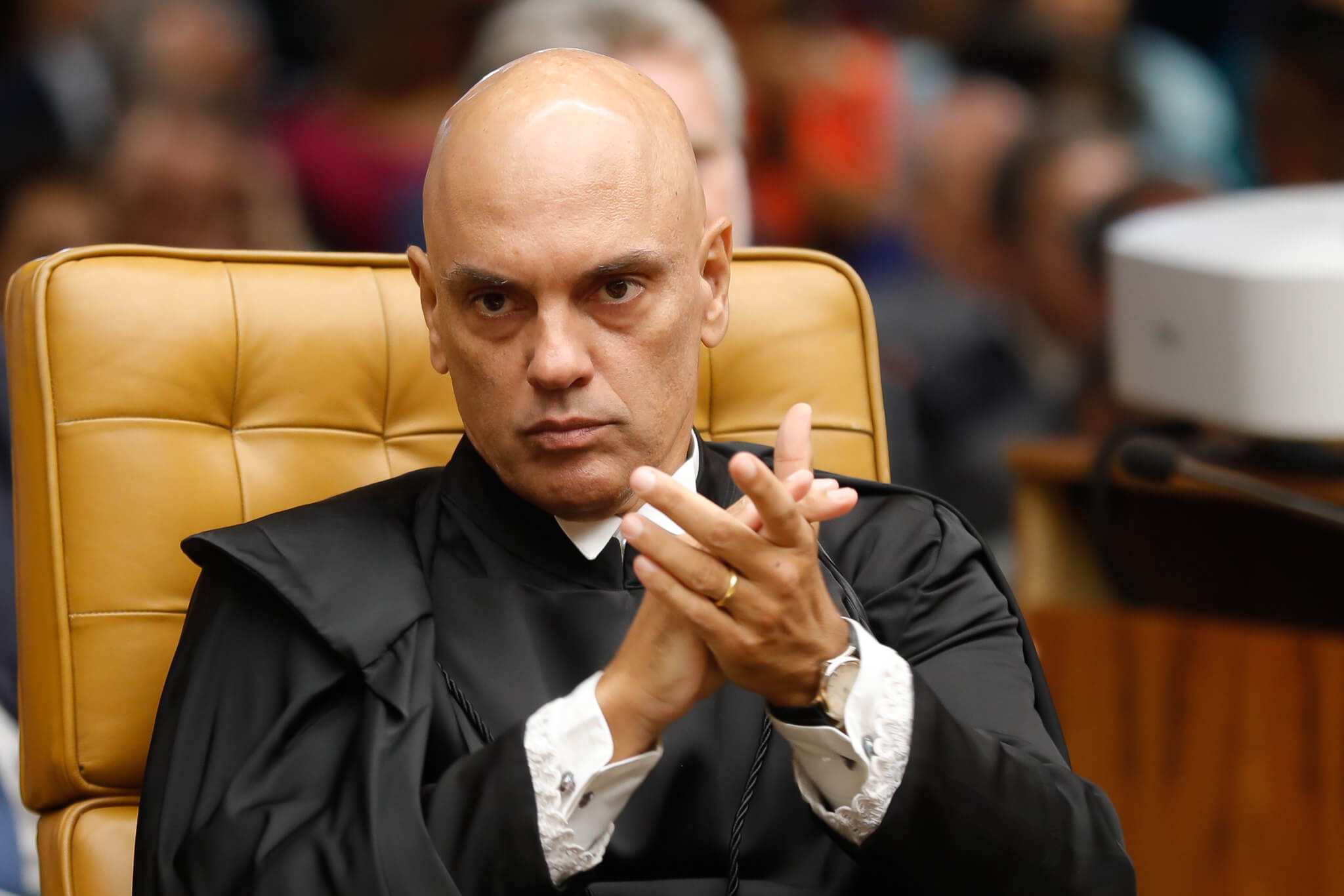 Moraes autoriza busca contra Raimundo Cutrim, apontado como fonte de reportagens sobre Flávio Dino. Operação foi autorizada pelo STF.