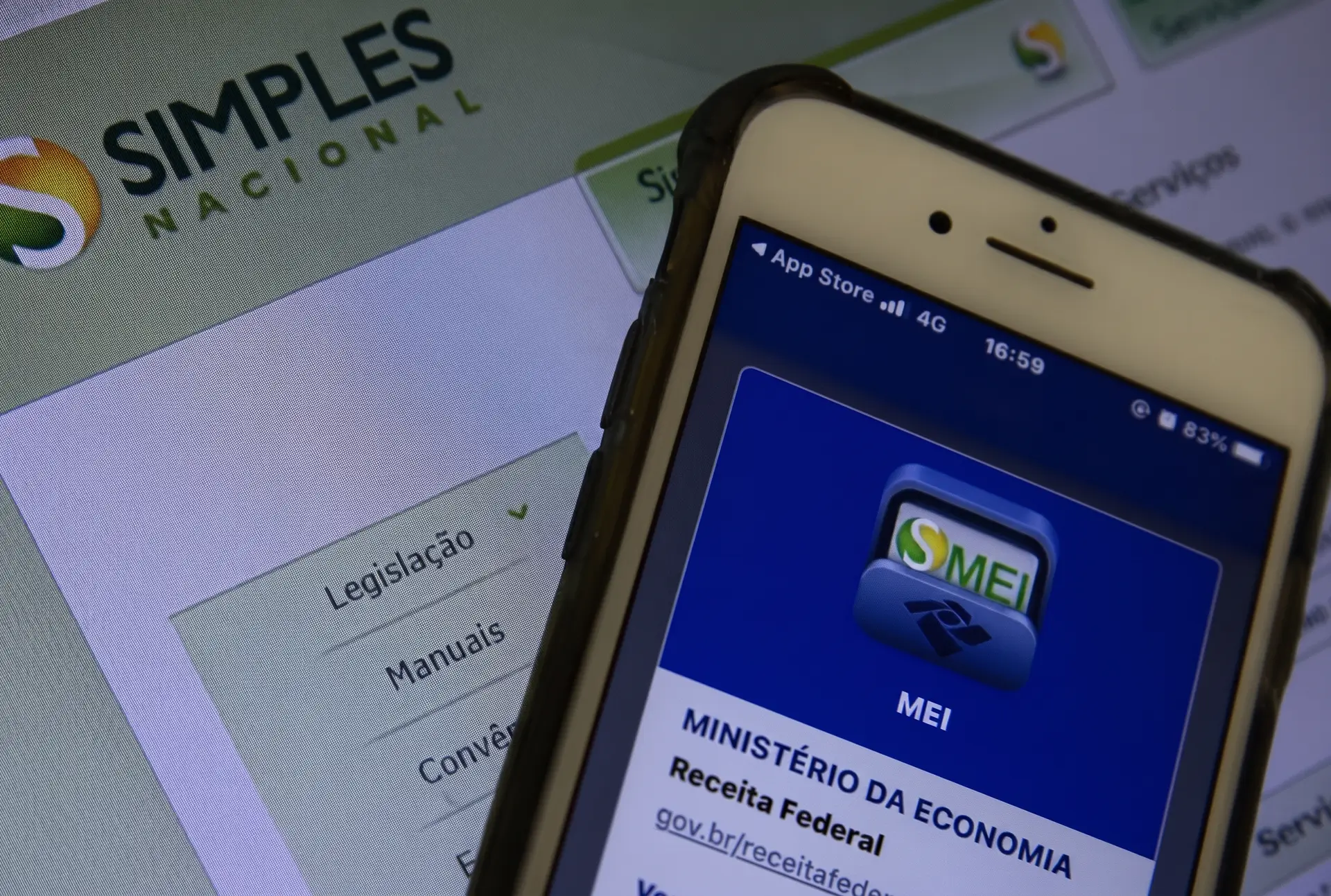 Limite do MEI pode subir de R$ 81 mil para R$ 140 mil, mas votação enfrenta impasse sobre mudanças no Simples Nacional.