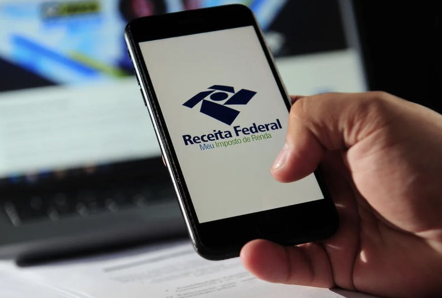 Receita Federal libera consulta ao último lote da restituição do IR 2026. Pagamento de R$ 1,24 bilhão será feito em 31 de agosto.