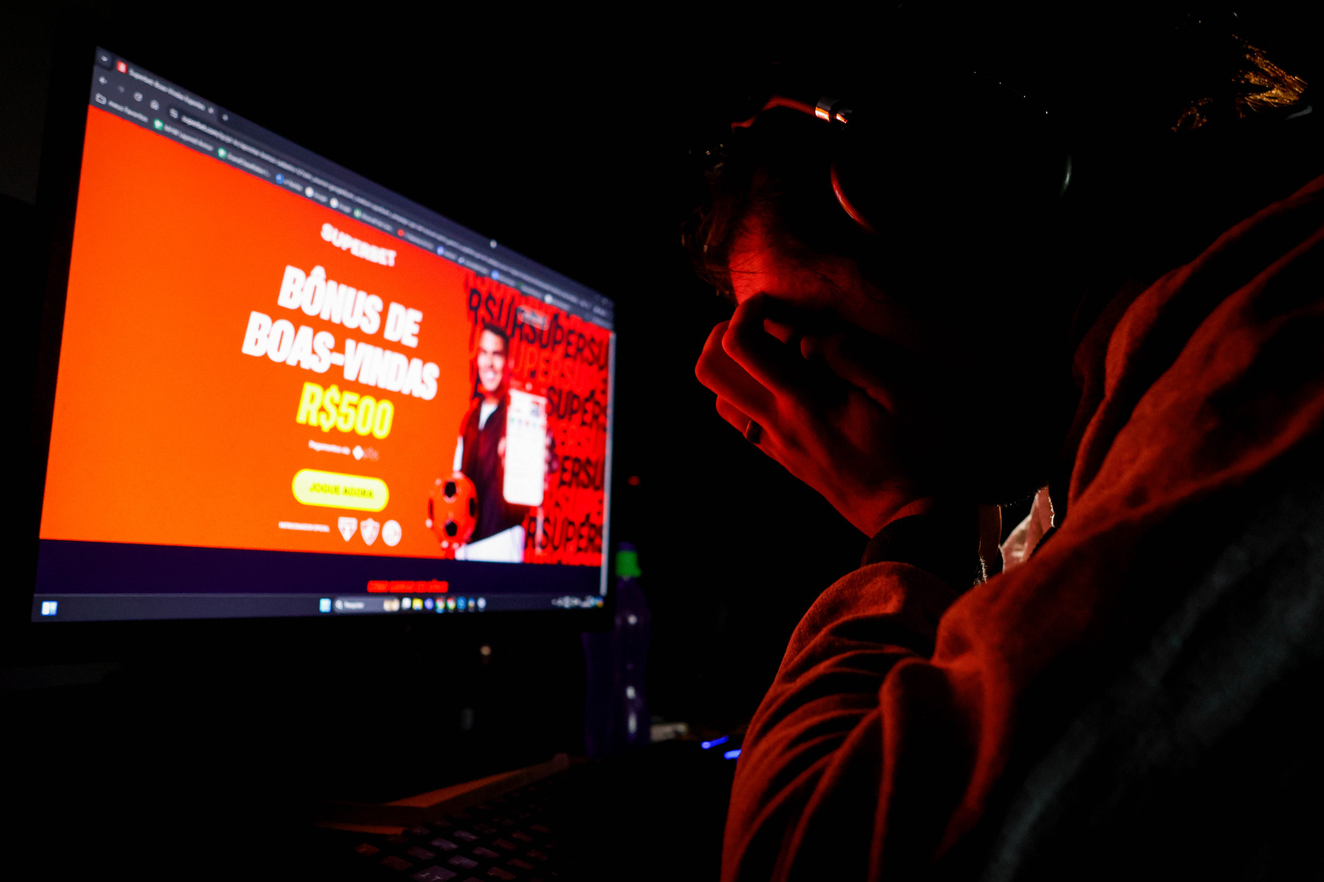 SUS amplia para 100 mil os teleatendimentos mensais para vício em bets pelo Meu SUS Digital devido à alta procura por tratamento.