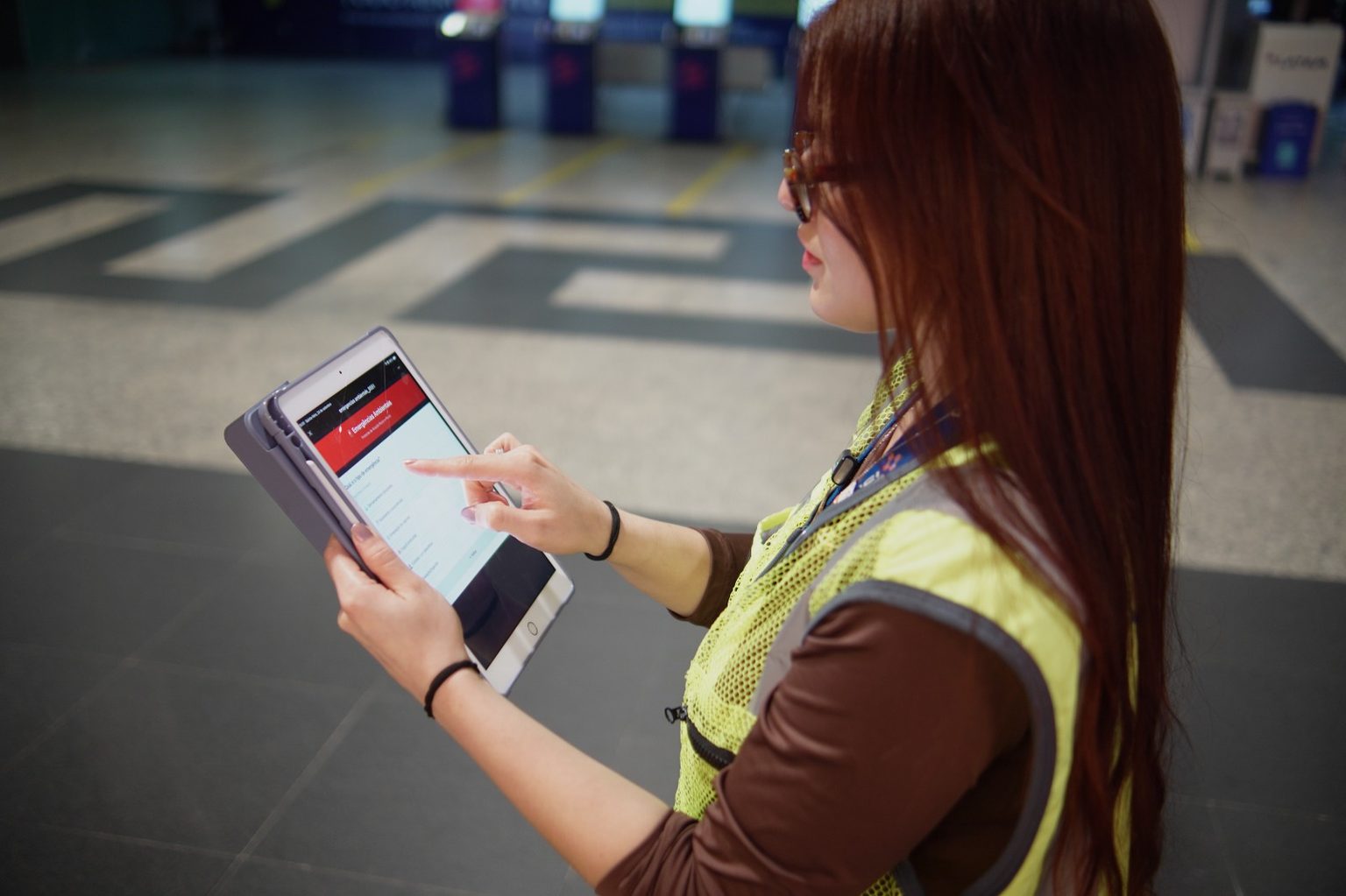 Aeroportos da Amazônia vão adotar Inteligência Artificial para monitoramento ambiental e apoio a equipes durante situações de emergência.