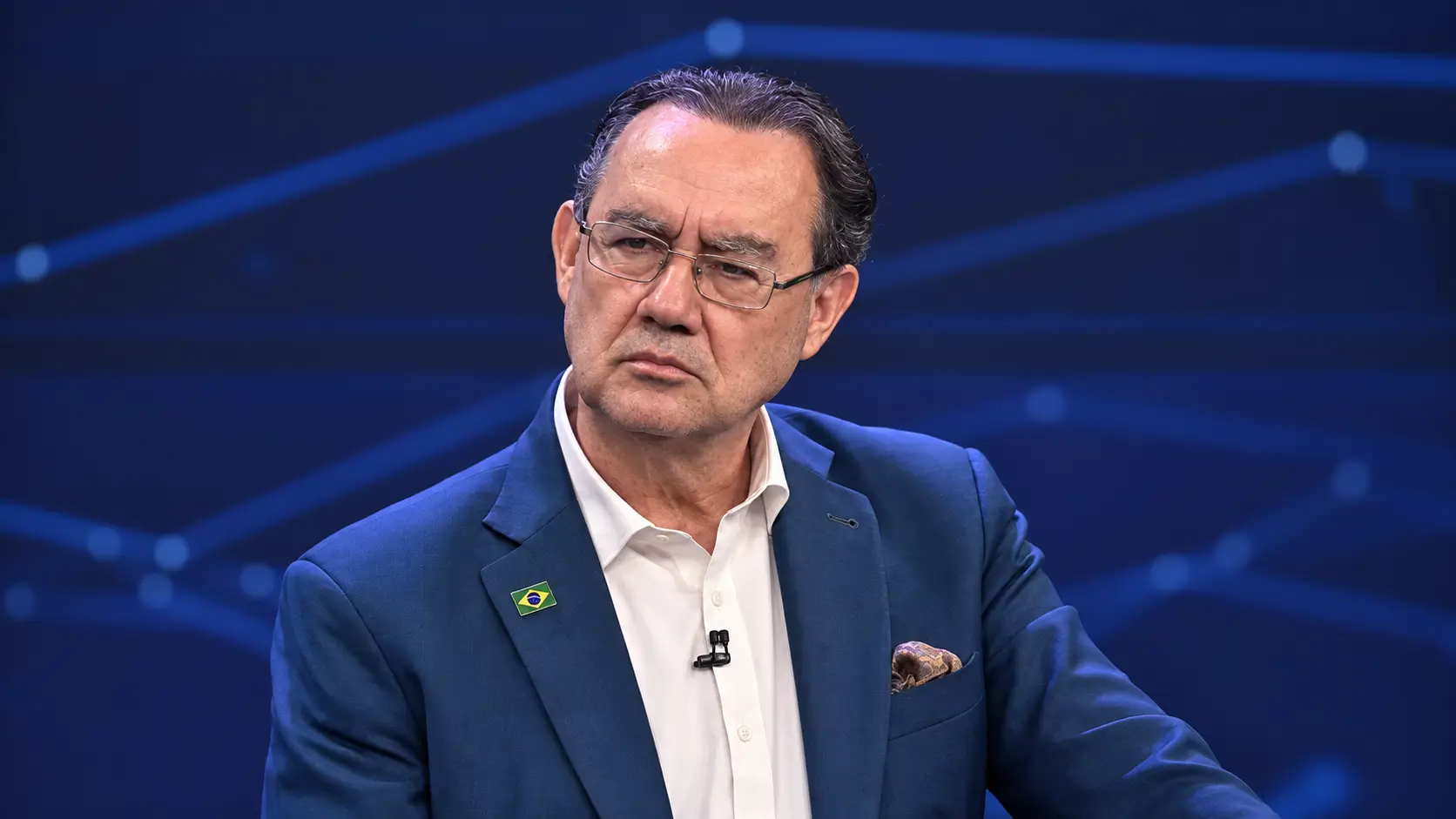 Augusto Cury propõe cinco novas zonas francas de exportação e promete preservar a Zona Franca de Manaus em seu plano de governo.