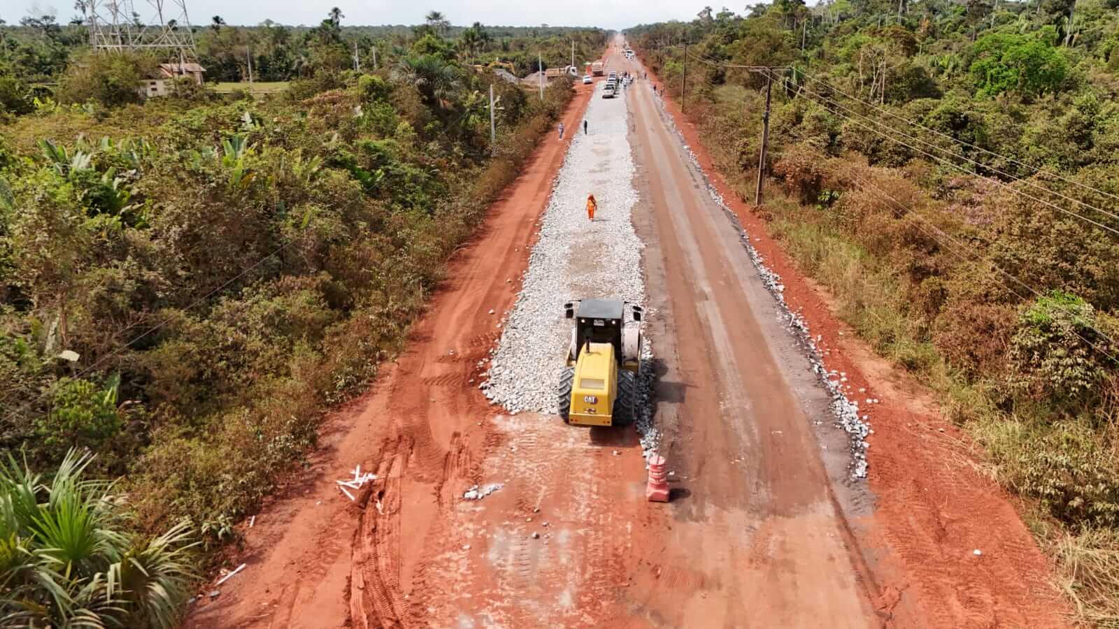 Licitação da BR-319 tem empresa vencedora para recuperar 95 quilômetros do Trecho do Meio, com proposta de R$ 356,1 milhões.