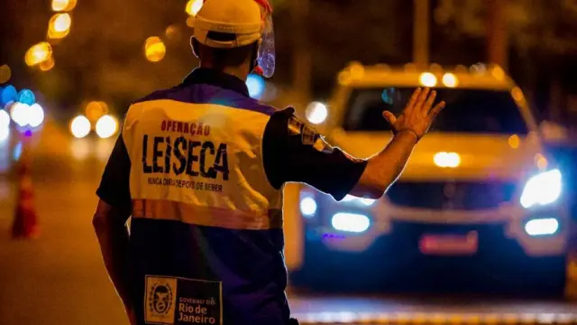 Lei Seca no Amazonas valerá das 2h às 17h no primeiro turno das Eleições 2026. Veja os horários da restrição nos sete estados.