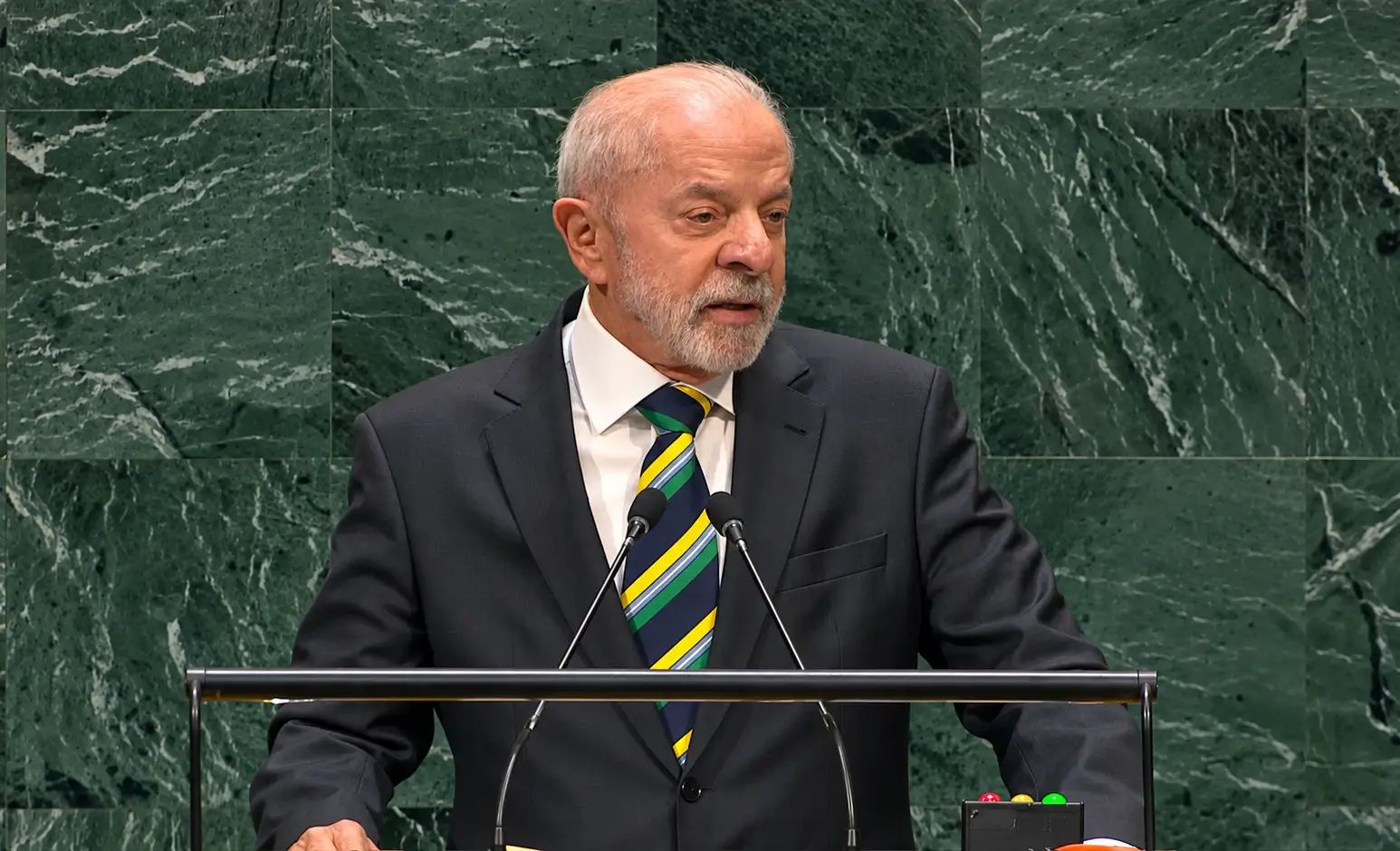 Lula defende soberania na ONU e afirma que Brasil não cabe no quintal de ninguém, em meio à tensão com os EUA e à eleição presidencial.