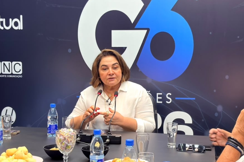 Maria do Carmo é corrigida sobre voto para o Senado e admite que ainda aprende sobre a legislação da Zona Franca de Manaus.