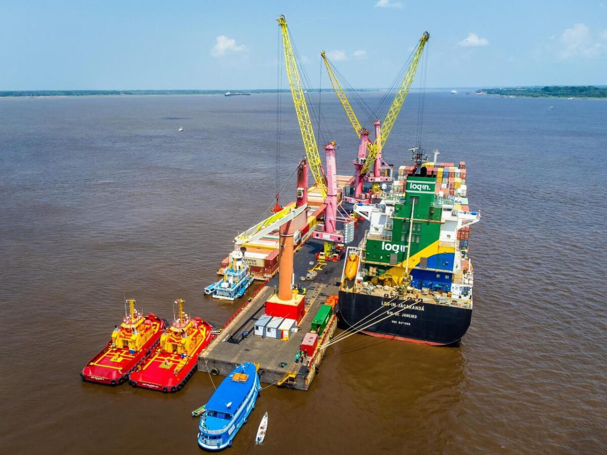Píer flutuante do Chibatão será levado a Itacoatiara após aval da Antaq para reforçar a logística durante a estiagem no Amazonas.