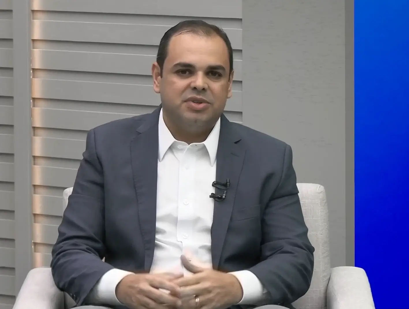 Roberto Cidade propõe elevar o Auxílio Estadual para R$ 250 e criar benefício de R$ 500 para famílias atípicas no Amazonas.
