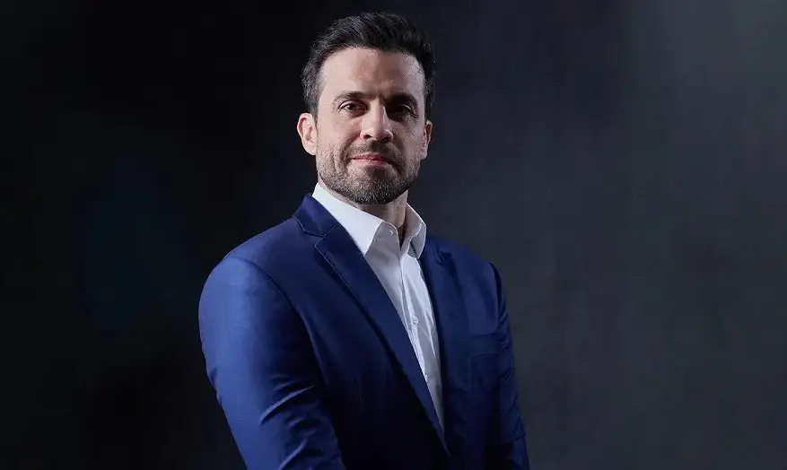 Pablo Marçal é homologado pelo TSE para disputar a Presidência em 2026, mesmo inelegível até 2032.