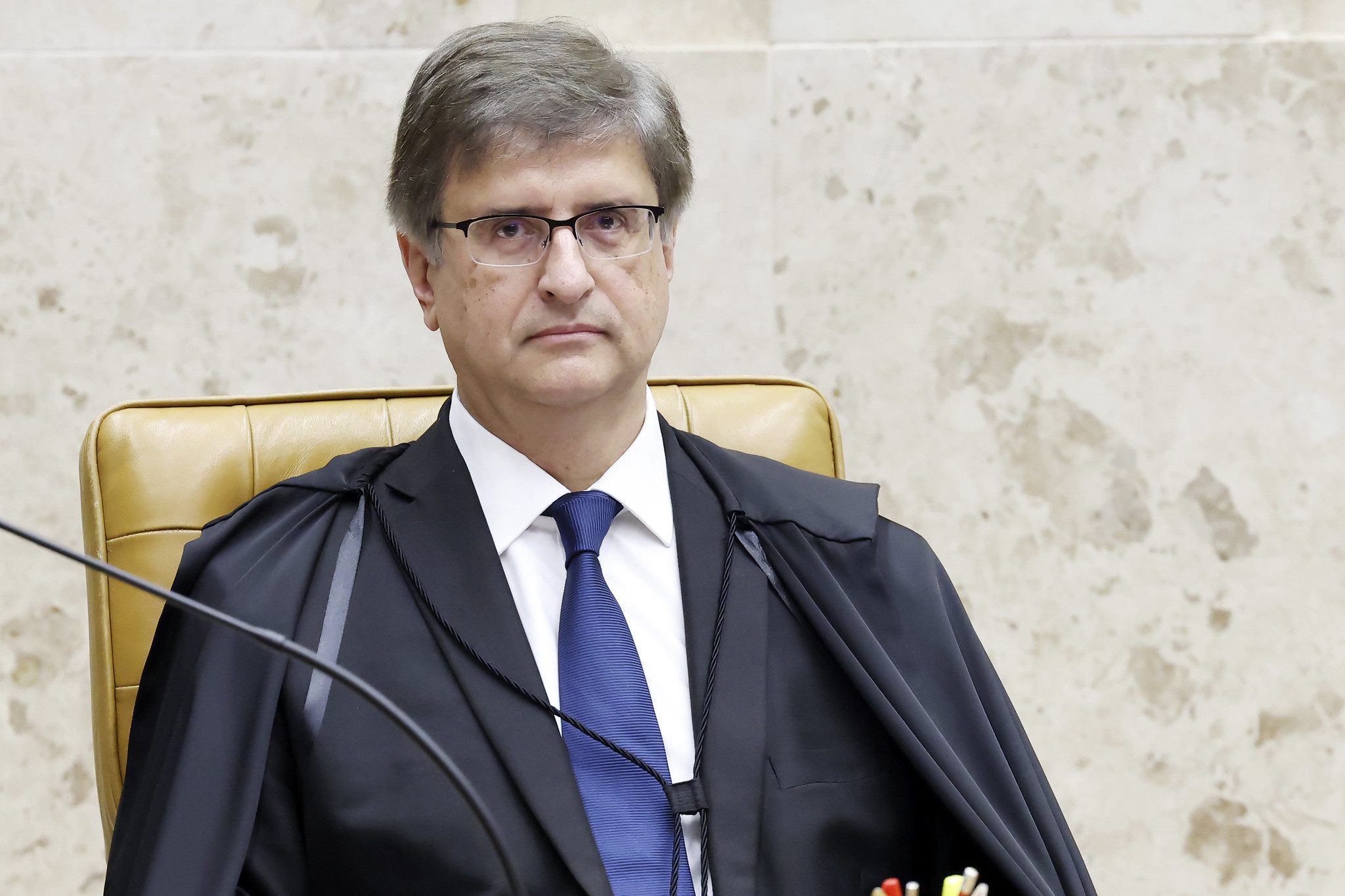 PGR aponta nulidade em investigação sobre Moraes e Vorcaro e questiona atuação de André Mendonça na apuração.