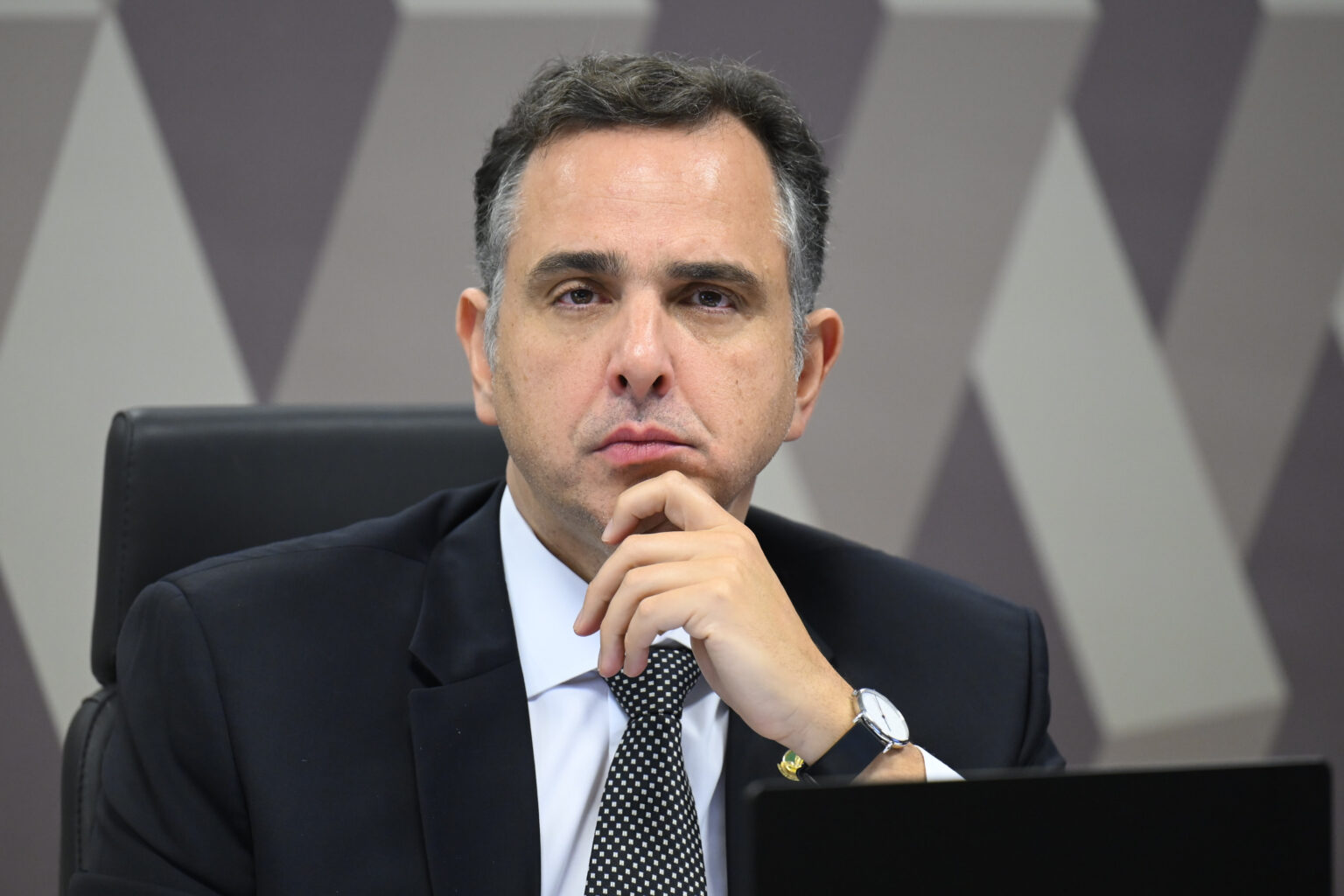 Rodrigo Pacheco foi aprovado pelo Congresso para ser ministro do TCU. Indicação recebeu 404 votos na Câmara e já havia passado pelo Senado.