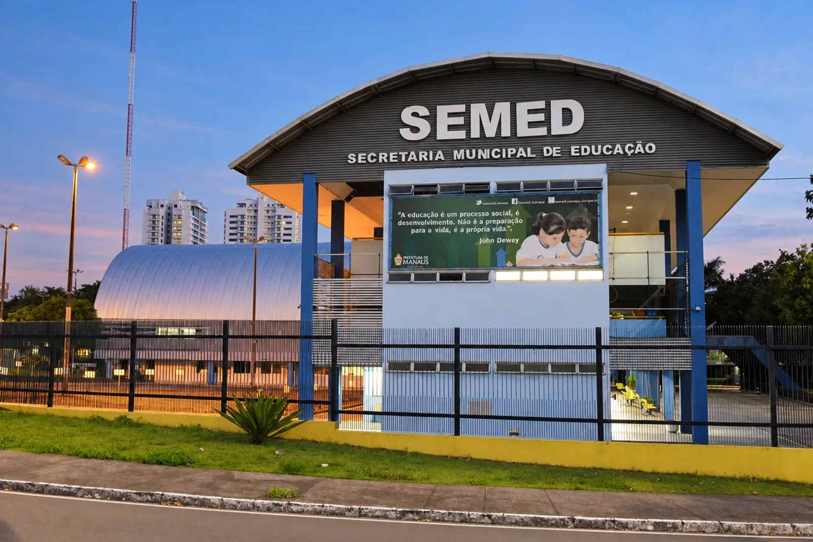 Concurso da Semed tem nova convocação de 1,5 mil aprovados em Manaus. Veja detalhes sobre cargos, posse e impacto na rede municipal de ensino.