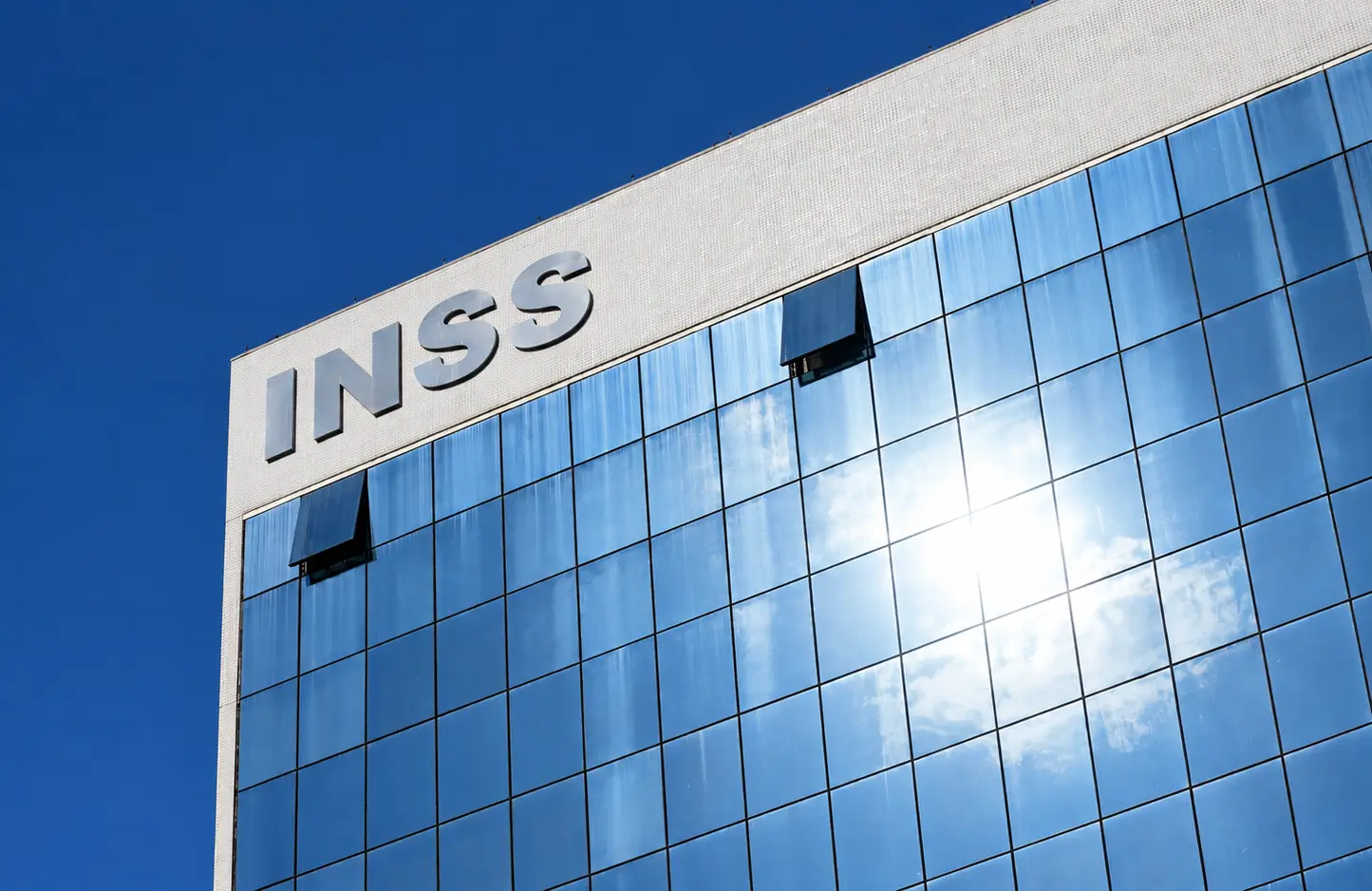 Justiça autoriza R$ 2,9 bilhões para pagamento do INSS em revisões e concessões. Veja como consultar o valor dos atrasados liberados.
