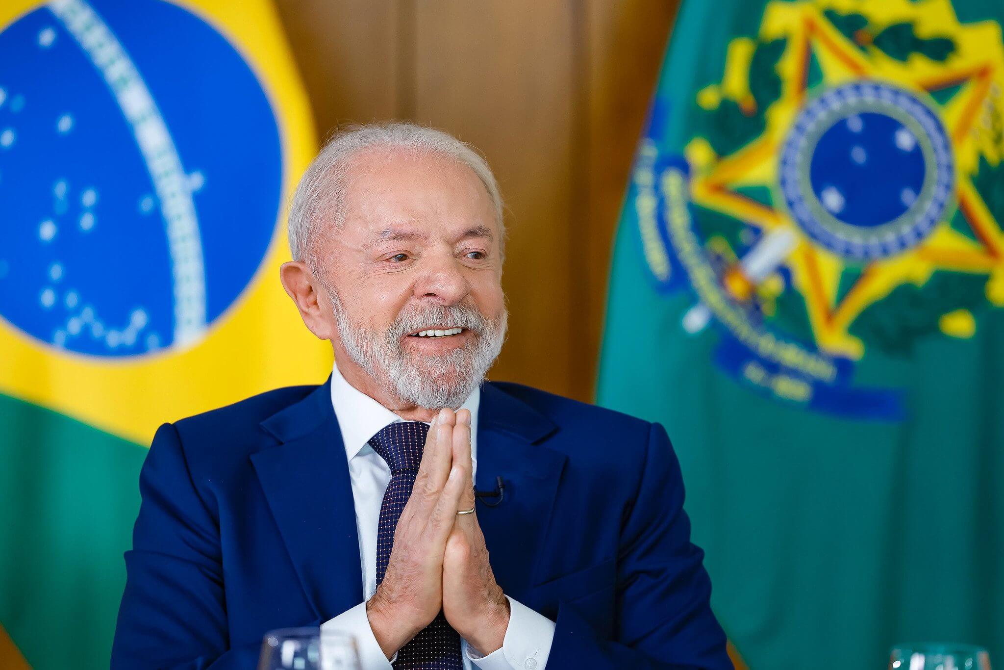 Governo Lula anuncia perdão de R$ 12,6 bilhões em dívidas de MEIs, Pix de até R$ 5 mil e novas medidas para pequenos negócios a 12 dias do segundo turno.