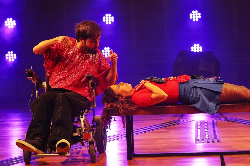 Meu Corpo Está Aqui será apresentado nesta sexta-feira no Teatro Amazonas durante o Festival de Teatro da Amazônia, com entrada gratuita.