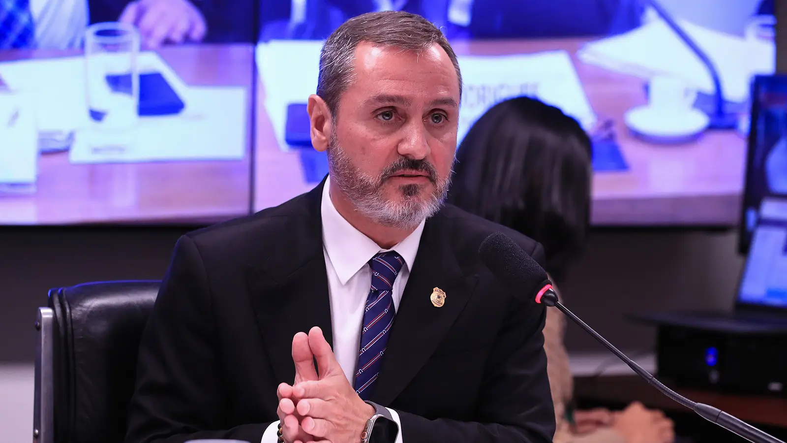 PGR questiona afastamento de diretores da PF e afirma que faltam evidências de participação ilícita para justificar a medida determinada pelo STF.